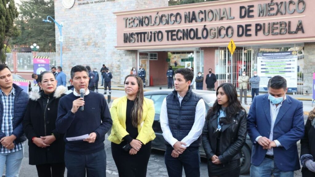 Obra en Avenida Tecnológico