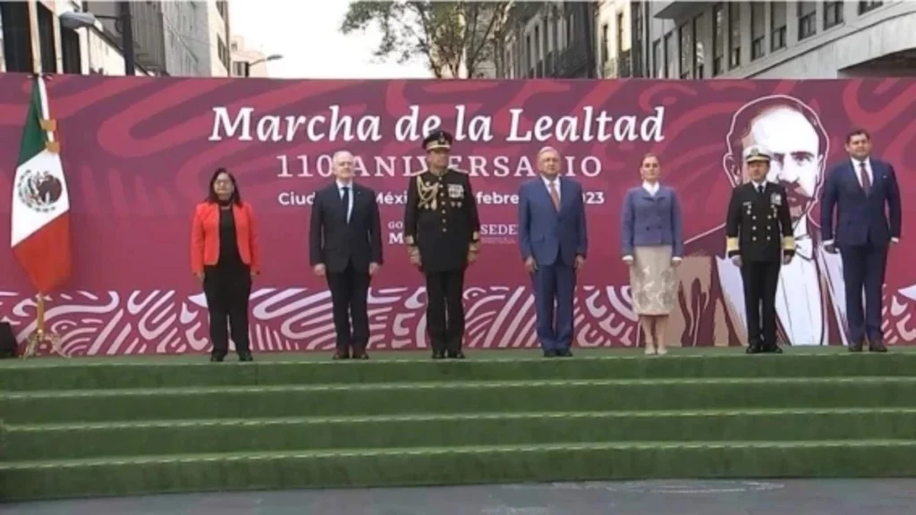 Marcha de la lealtad en honor al Heróico Colegio Militar