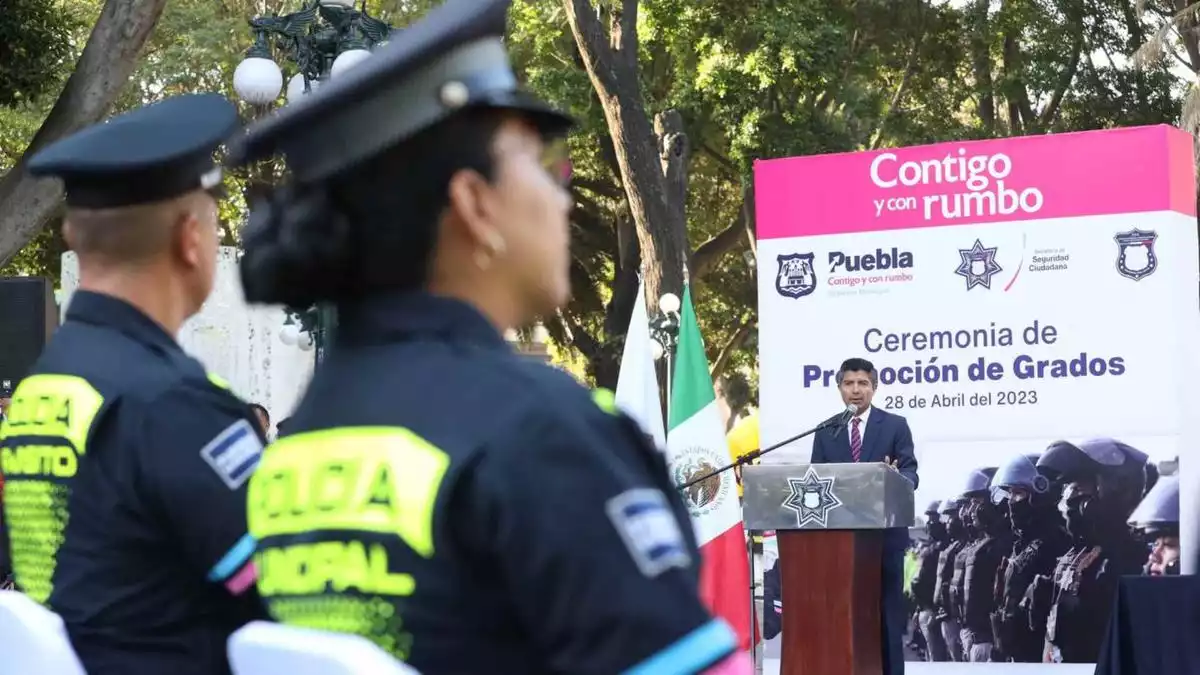 Policías municipales promovidos por el Ayuntamiento de Puebla