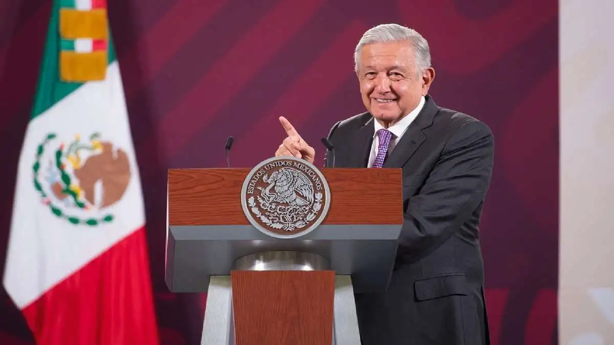 Gobierno de Federal considera adquirir Banamex si no lo hace Grupo México
