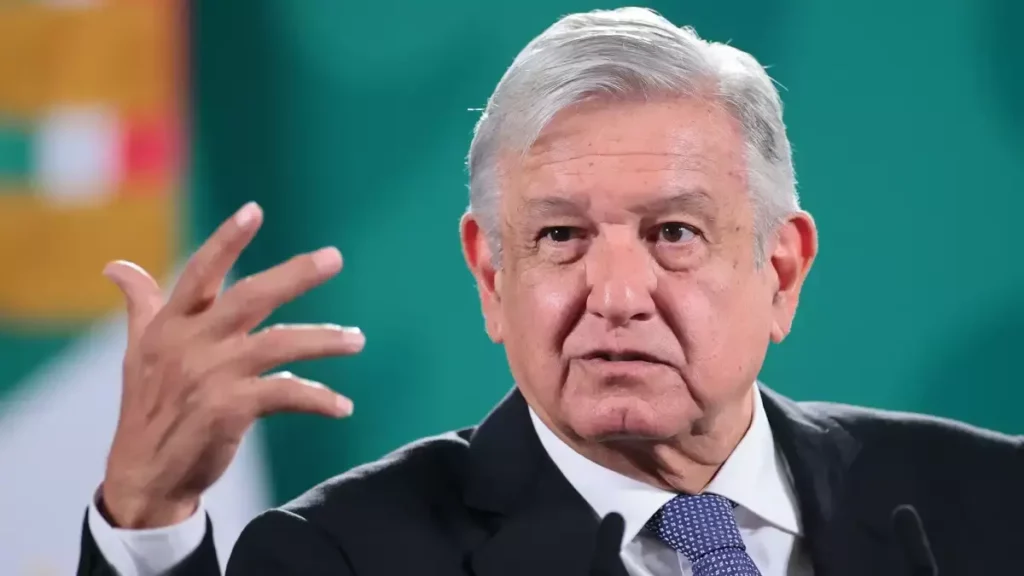 Perú declara "persona non grata" al presidente López Obrador