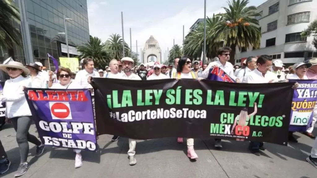 Marchan en defensa de la SCJN: “La Corte no se toca”