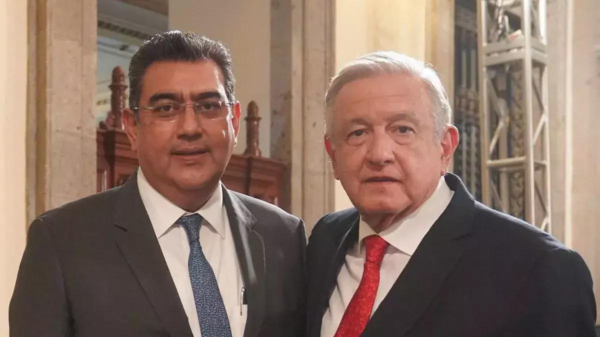 Se reúne Sergio Salomón Céspedes con AMLO para abordar tema del Popocatépetl