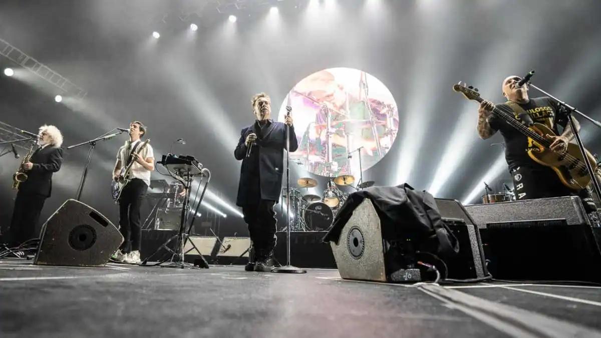 Los Fabulosos Cadillacs arrasan en el Zócalo de la CDMX