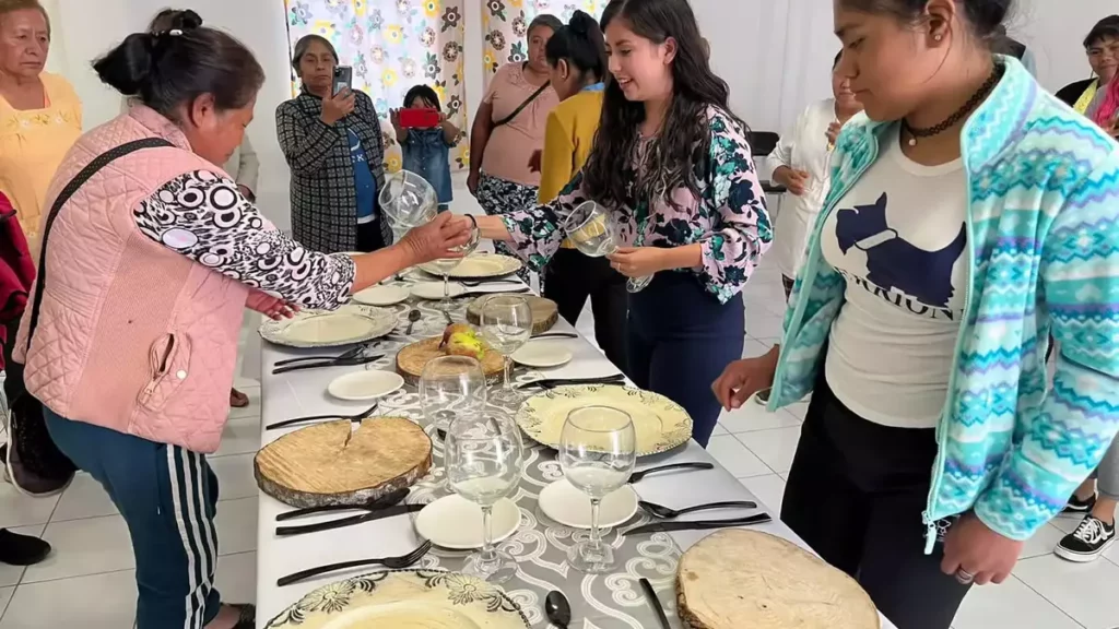 Turismo capacita a cocineras de Calpan y San Nicolás de los Ranchos