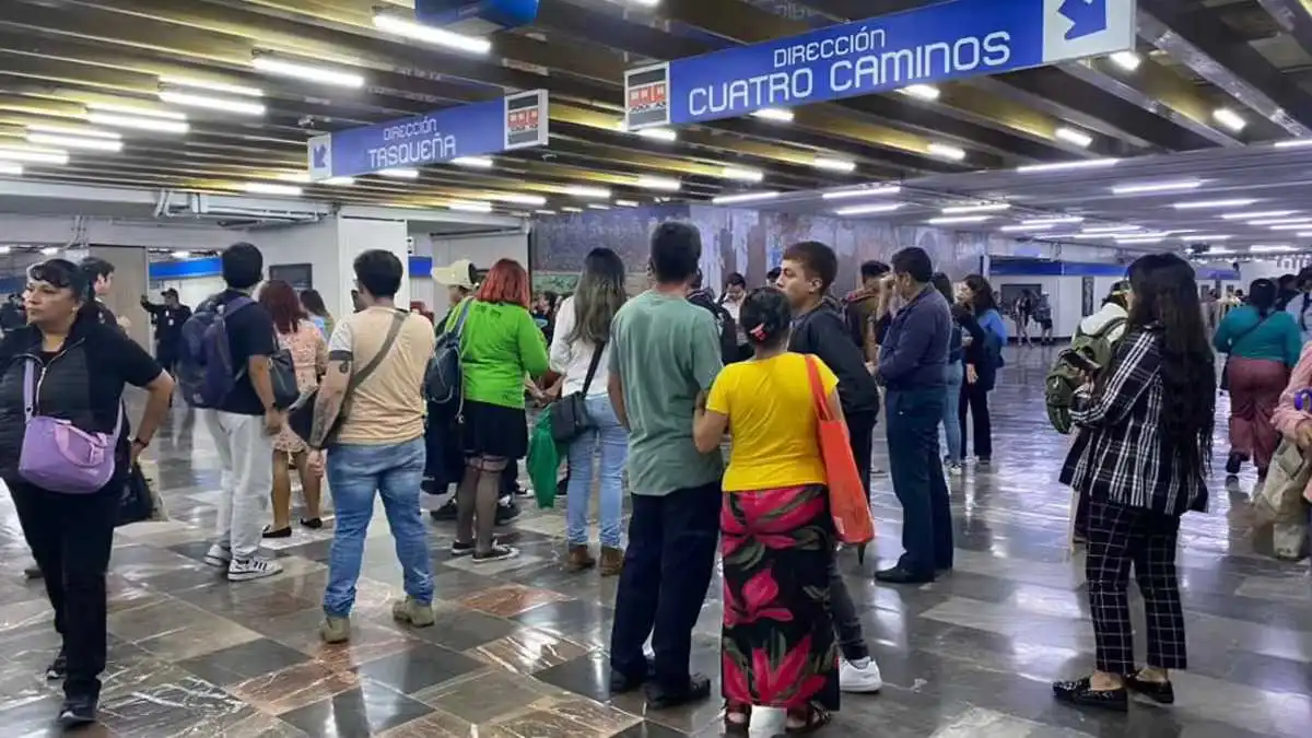 Joven fallecida en el Metro Hidalgo fue empujada a las vías