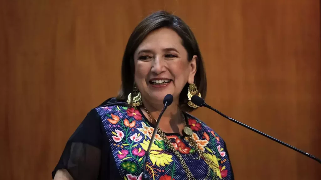 Xóchitl Gálvez se defiende ante acusaciones de plagio en la UNAM