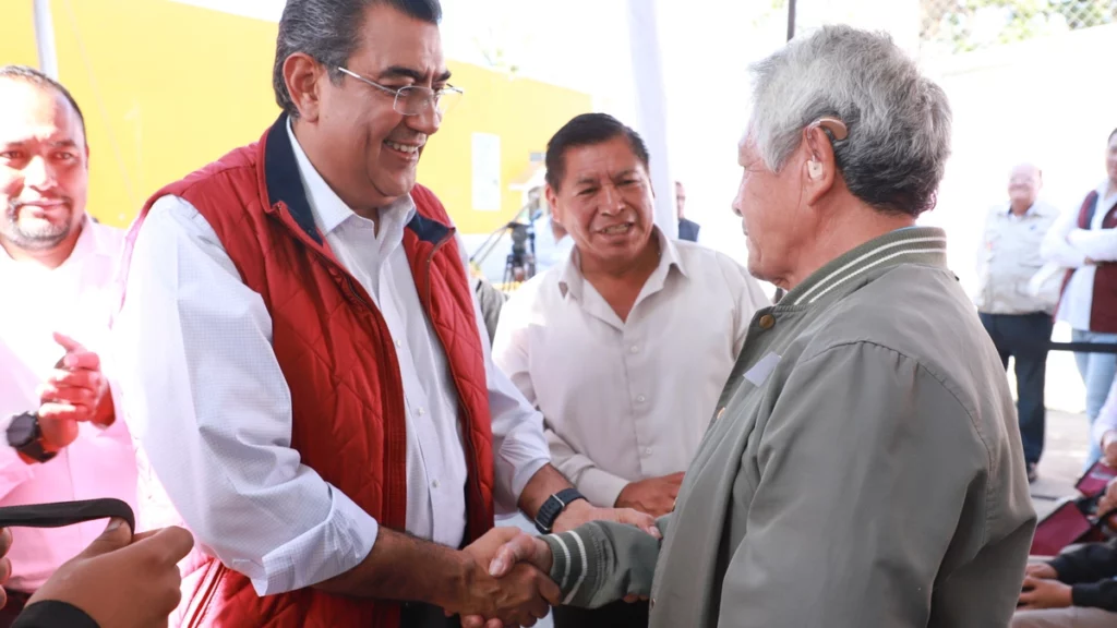 Gobierno de Puebla presente en juntas auxiliares