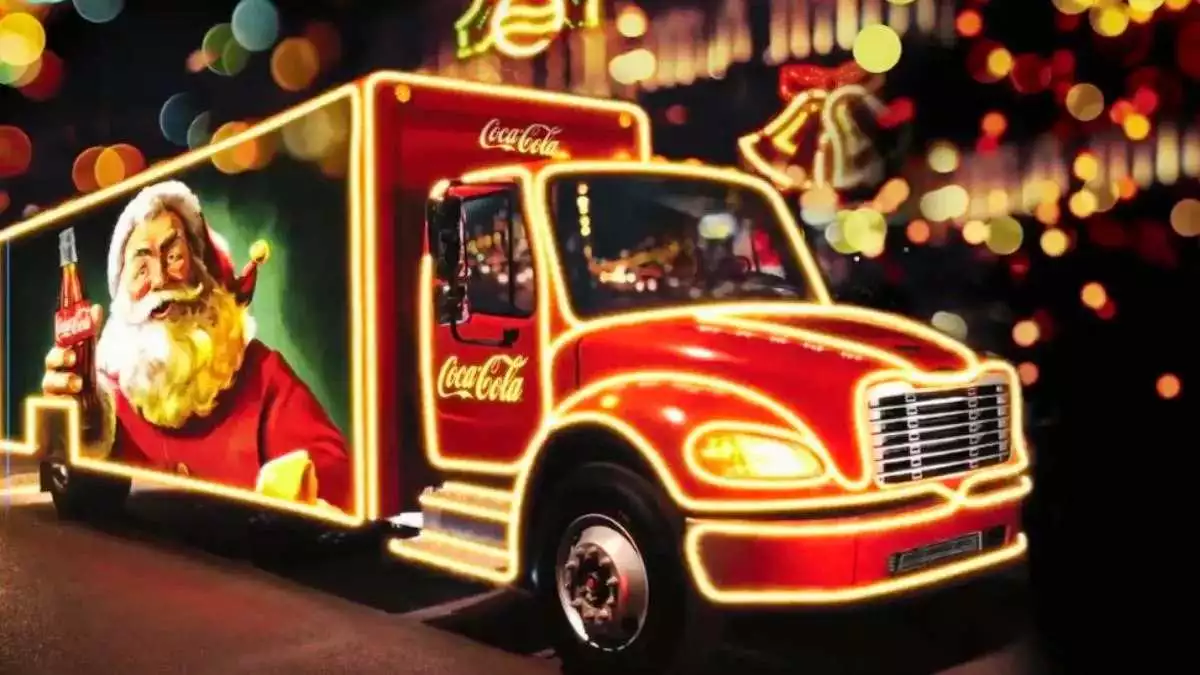 CNDH recibe queja por Caravanas Navideñas de Coca Cola: ¿Promoción peligrosa para niños?