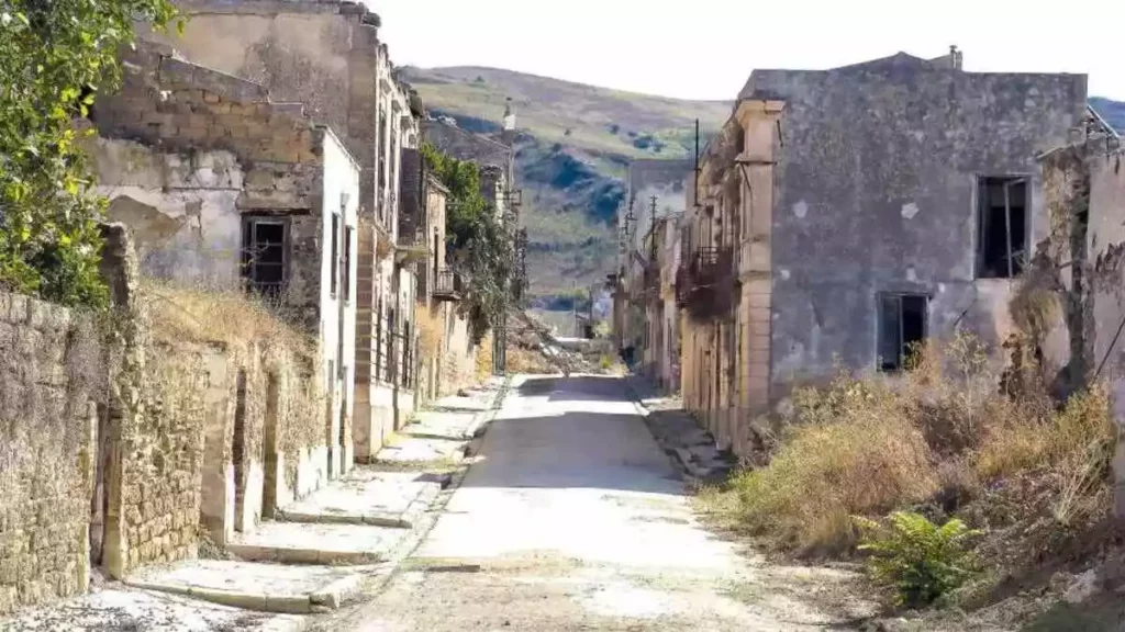 Pueblos Fantasma se multiplican en medio de la violencia y el abandono en México