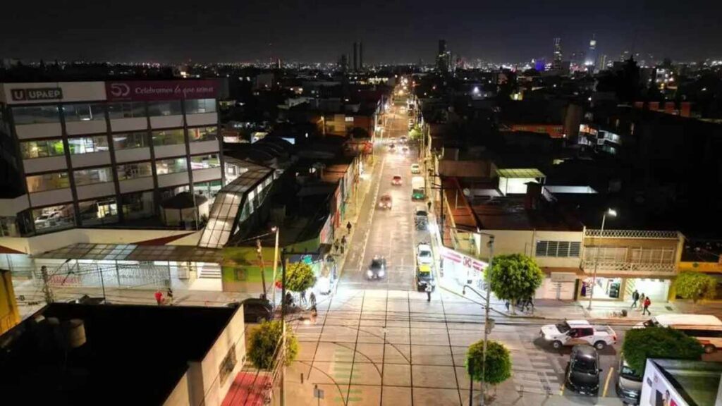 Ayuntamiento de Puebla avanza en la iluminación de zonas universitarias