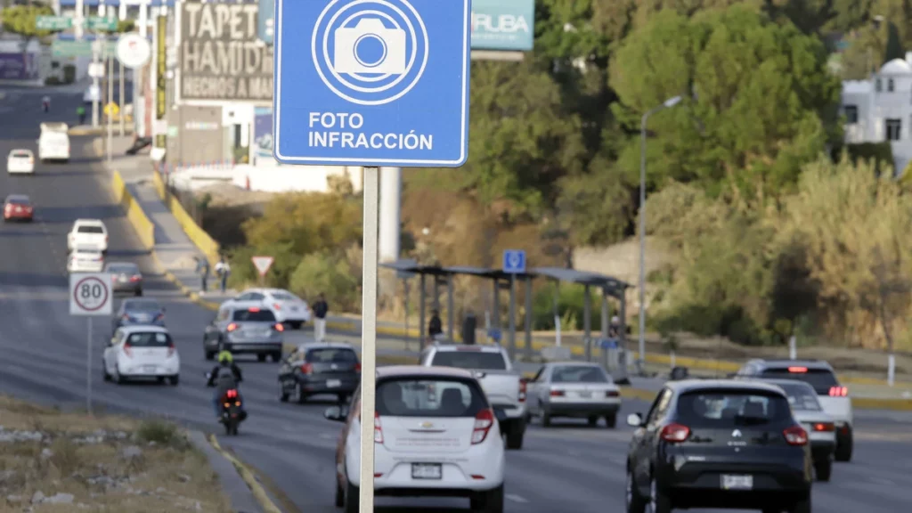 Fotomultas en Puebla, ni los foráneos se libran