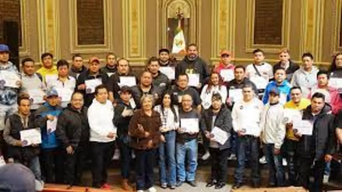 Nora Escamilla reconoció a más de 200 sonideros en Puebla Apartado MEX