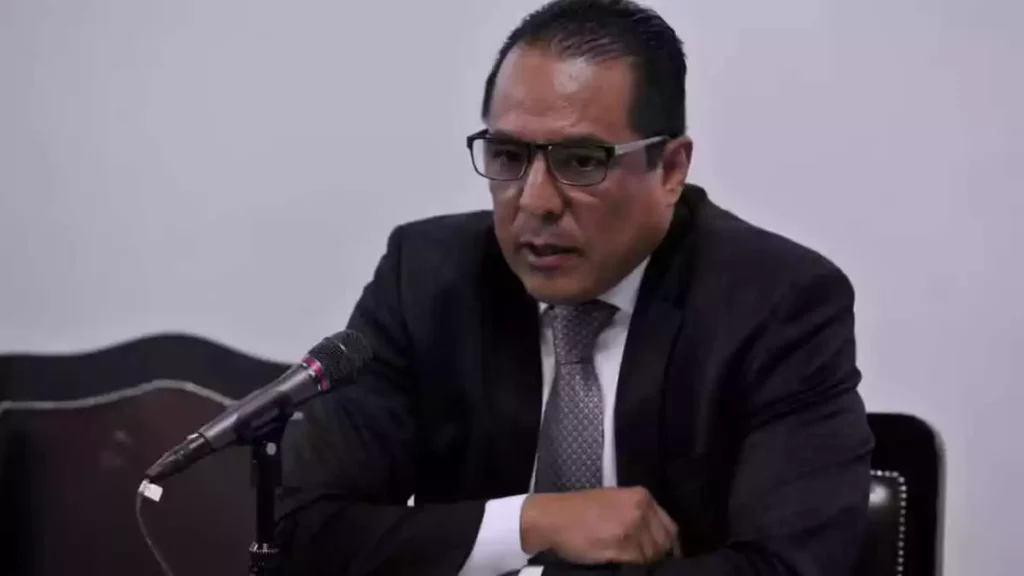 Encargado de despacho en la Fiscalía CDMX desata controversia: ¿Quién es Oliver Pilares?