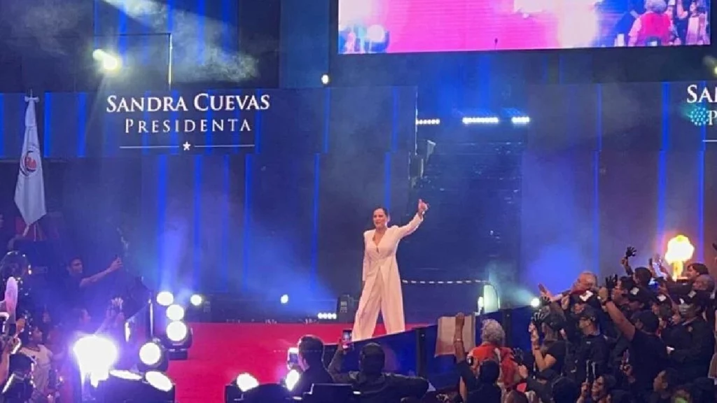 ¡Tiro la casa por la ventana! Sandra Cuevas anunció su nueva plataforma política