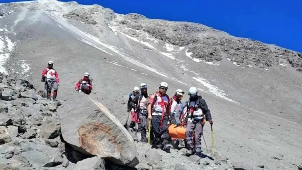 Encuentran sin vida al alpinista guía del Pico de Orizaba, Luis Flores Gómez