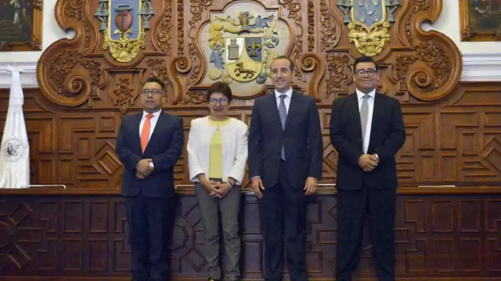 "Mejor Rumbo para Puebla" Presenta Plan de Gobierno ante Consejo Universitario BUAP