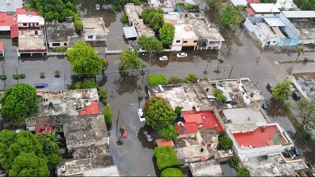 ¡Chetumal bajo el agua!: 120 colonias inundadas por lluvias