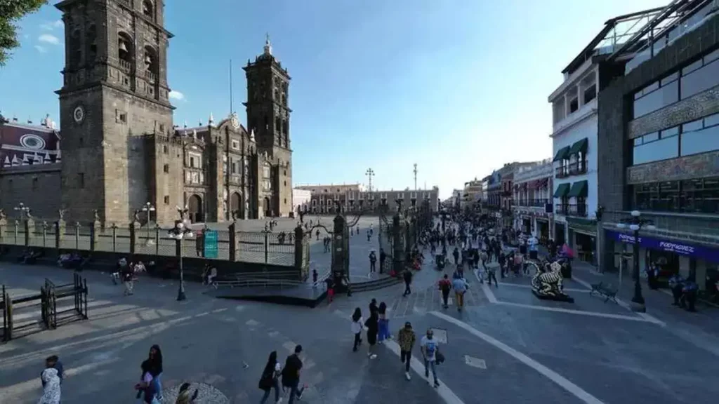 Corredor peatonal en la calle 16 de Septiembre es s nominado al Premio Jean-Paul-L'Allier