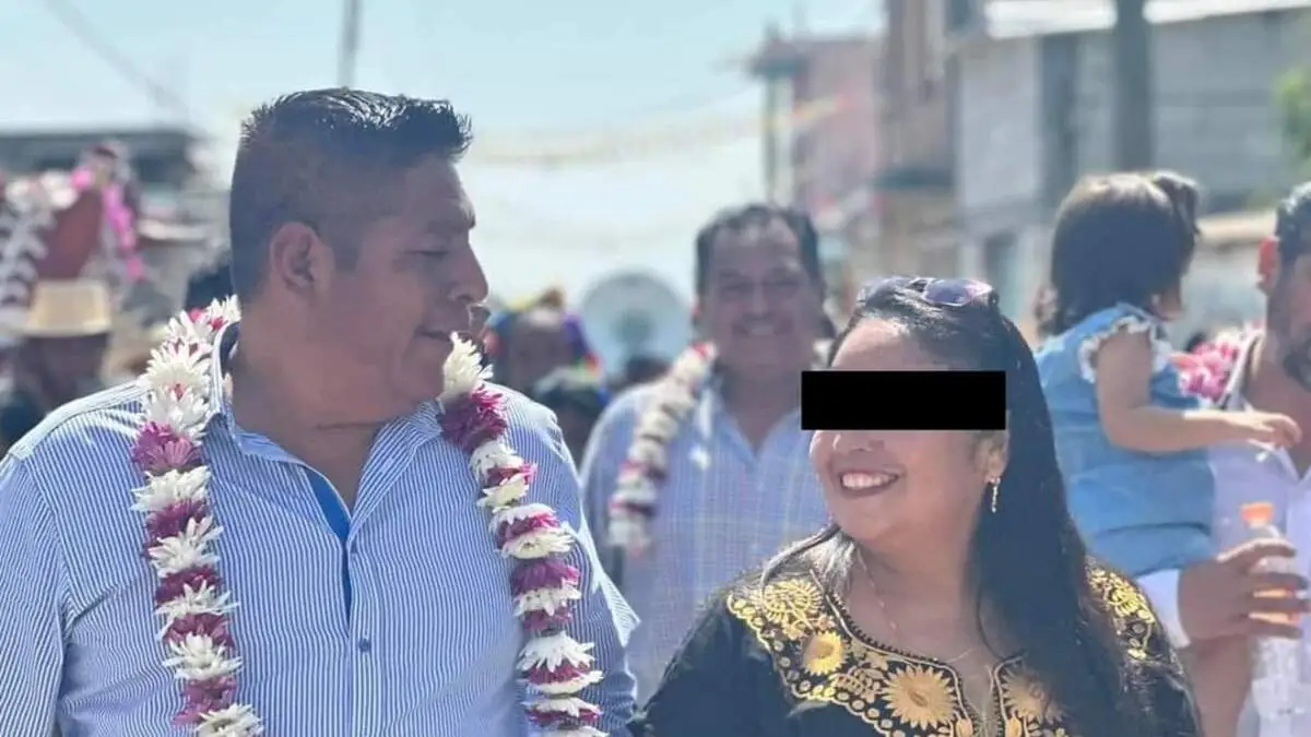 Buscan a alcalde de Acteopan por asesinato de su esposa