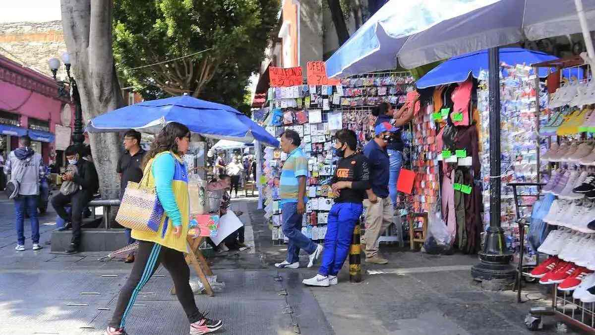 Operativo de Comercio Exterior decomisa mercancía de dudosa procedencia en Puebla