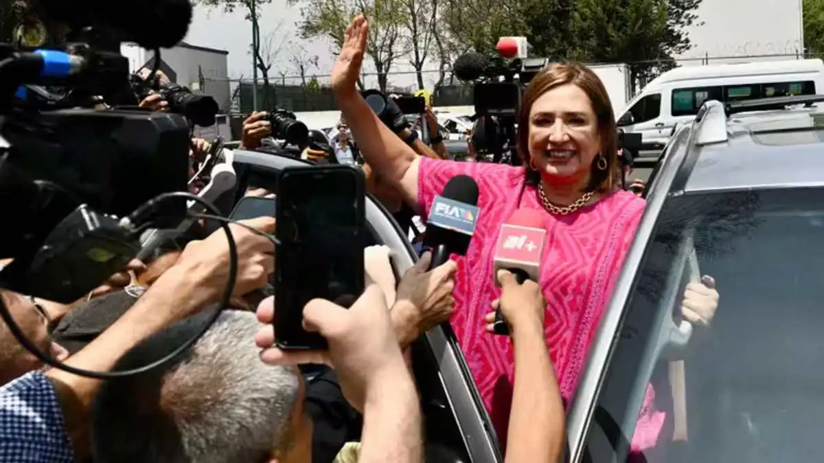 Xóchitl Gálvez es recibida como "presidenta" en "El Cardenal" tras emitir su voto