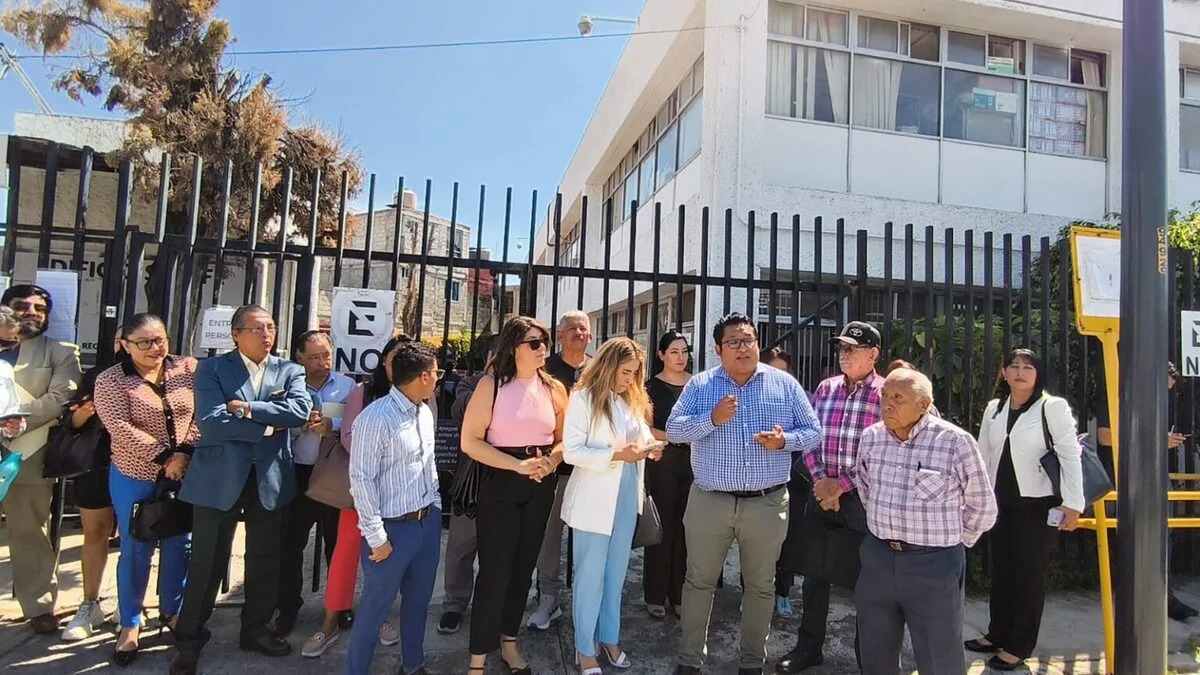 Abogados protestan por el Cierre de la Junta Especial 33 en Puebla