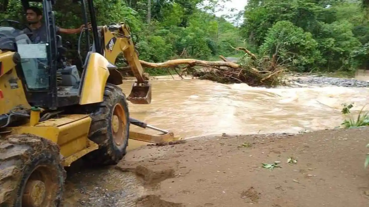 Lluvias dejan daños en 13 municipios de Puebla: Alistan albergues