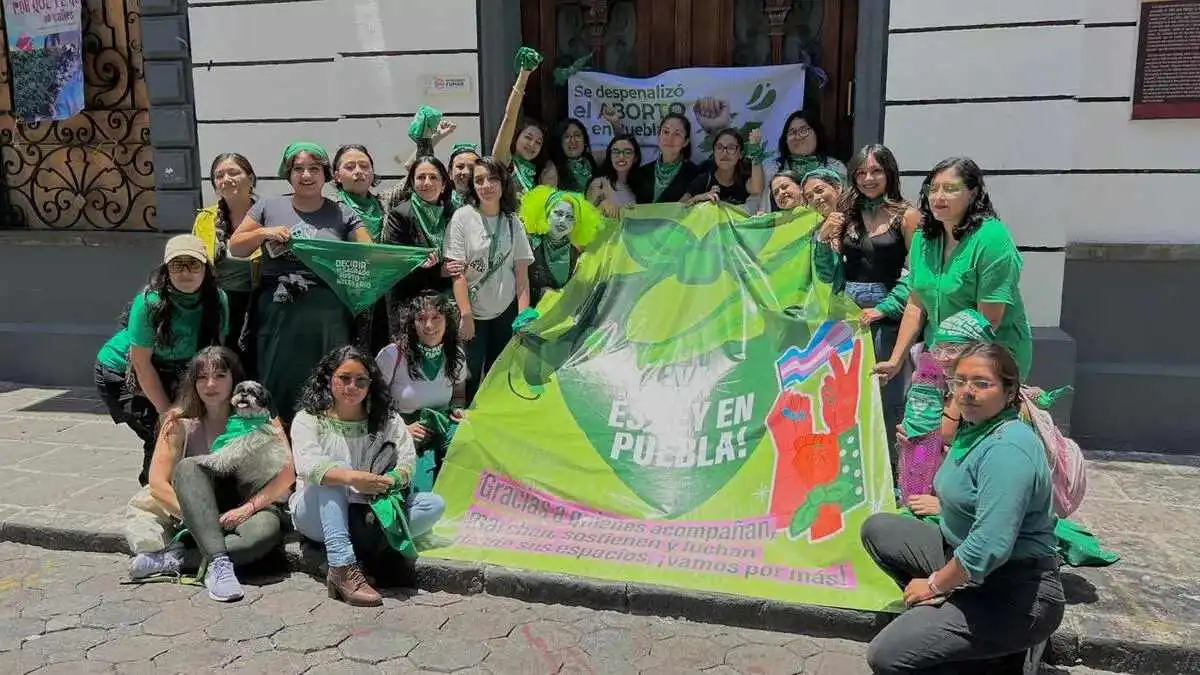 ¡Despenalización del aborto en Puebla es aprobada!