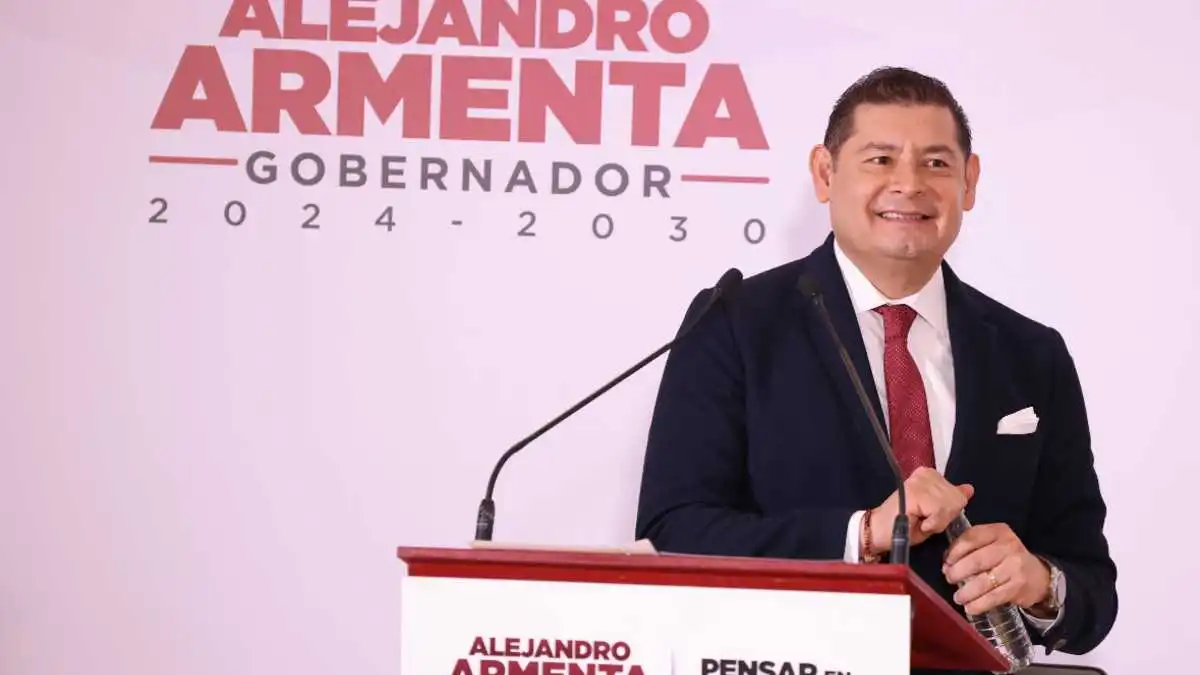 Alejandro Armenta anuncia reestructura orgánica en la administración pública