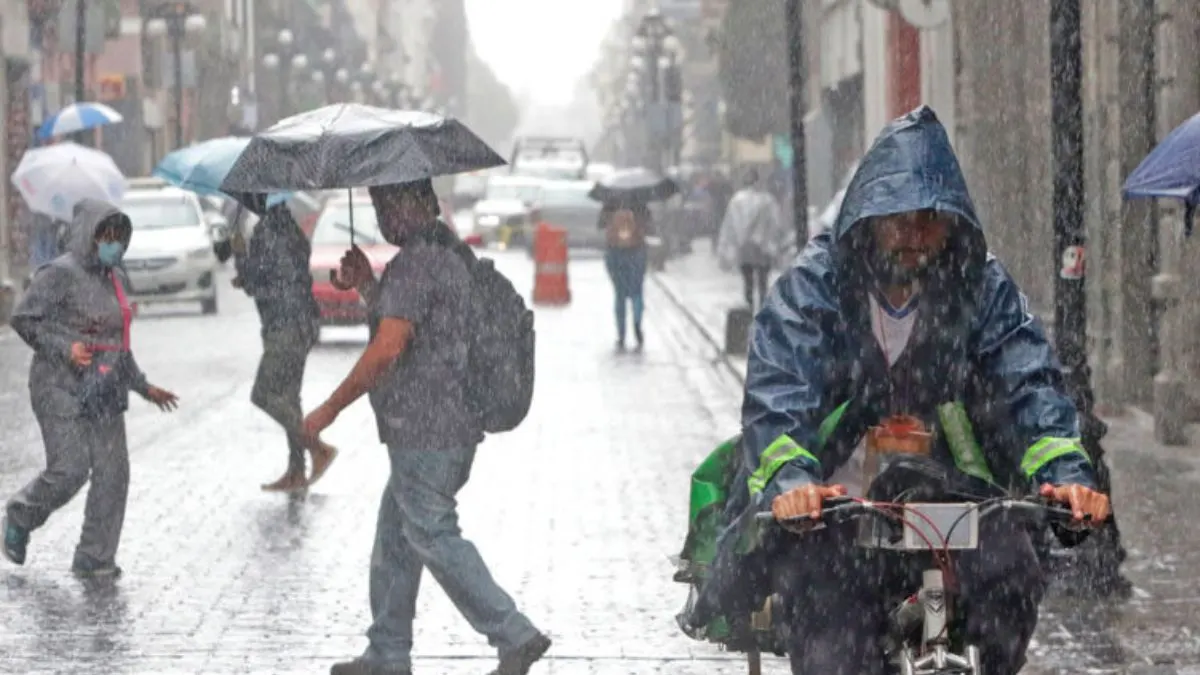 Clima hoy en Puebla, lluvia se impone