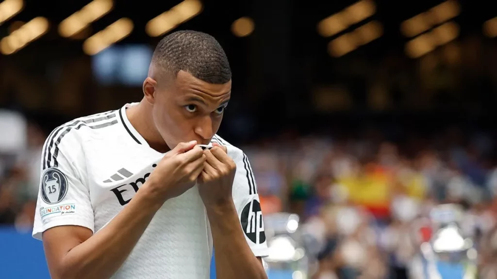 Kylian Mbappé se presenta ante el Bernabéu y este fue su discurso