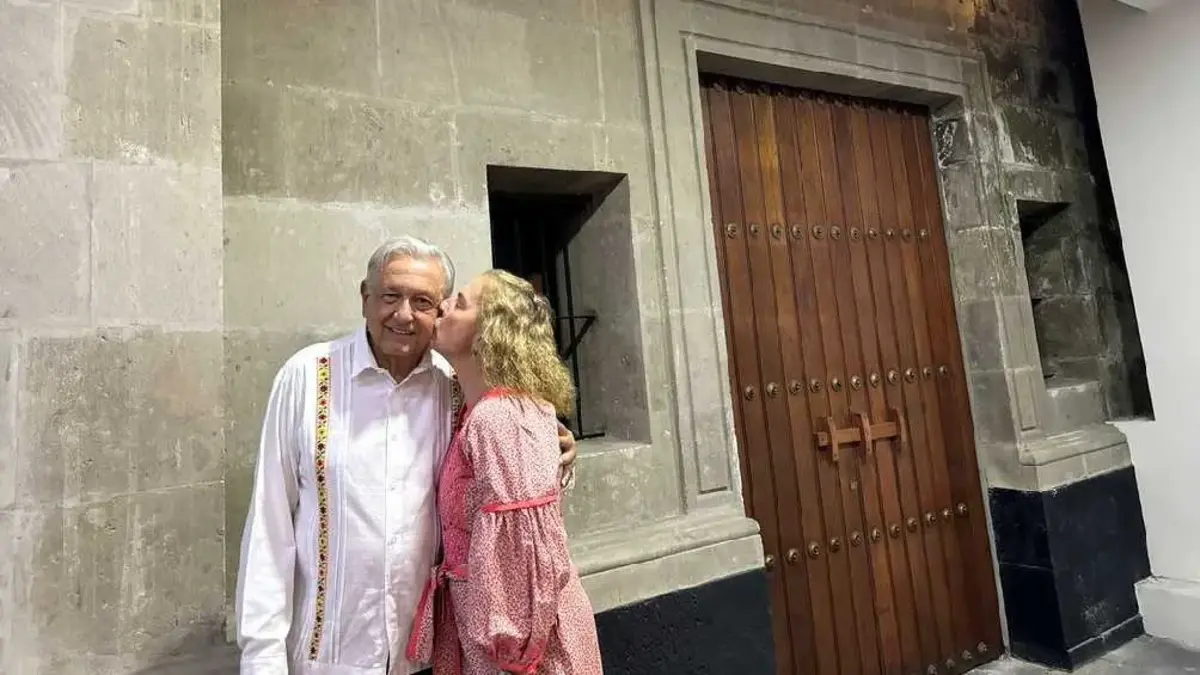 ¿López Obrador se divorcia de Beatriz? Esto declaró el presidente