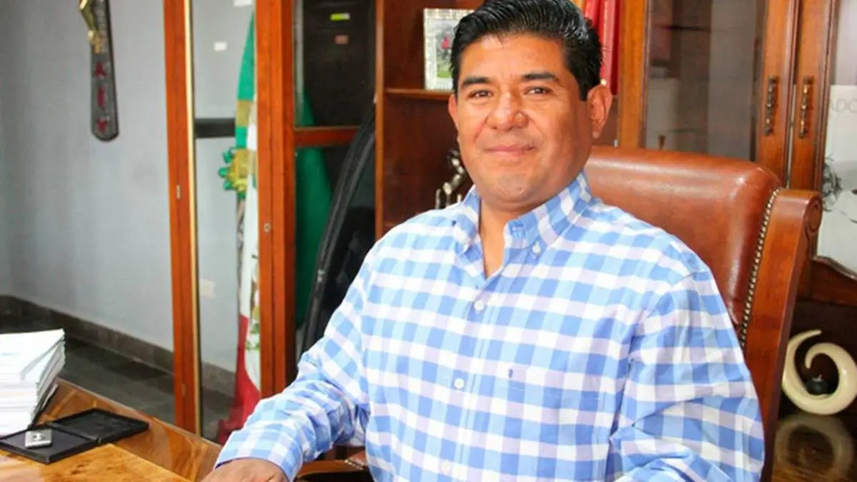 ¿Quién suplirá a Carlos Navarro en el Congreso de Puebla?