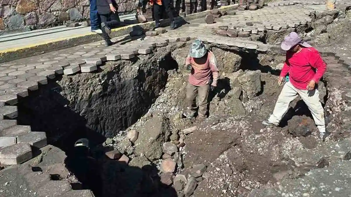 ¡Otro más! Se forma enorme socavón en San Andrés Cholula