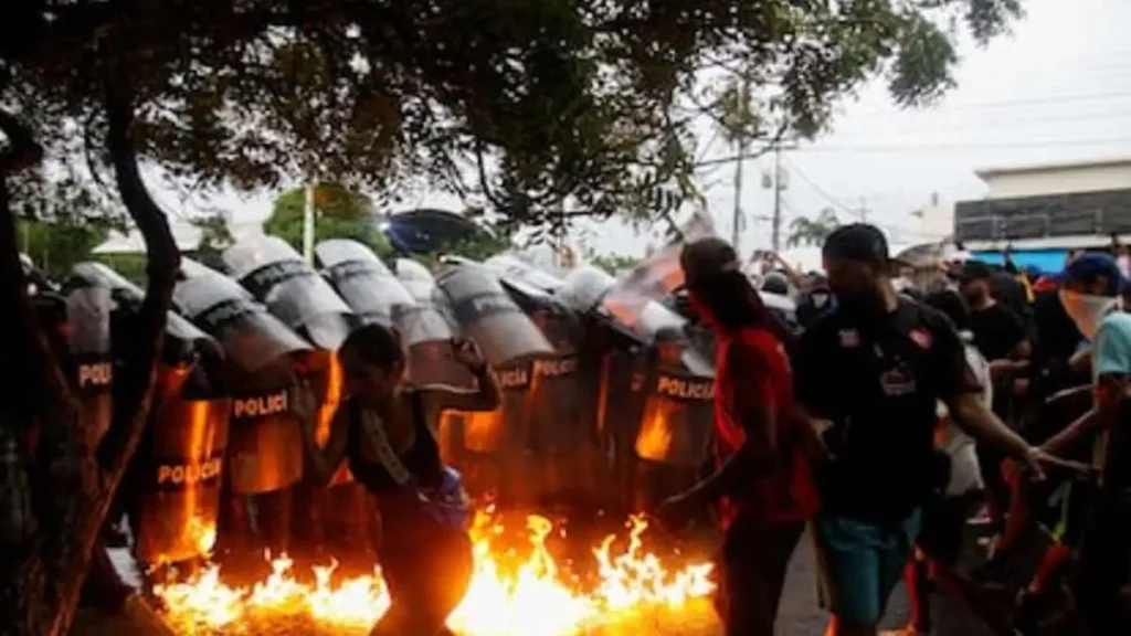 ¡Venezuela arde! Muertos y detenidos en protestas tras elecciones