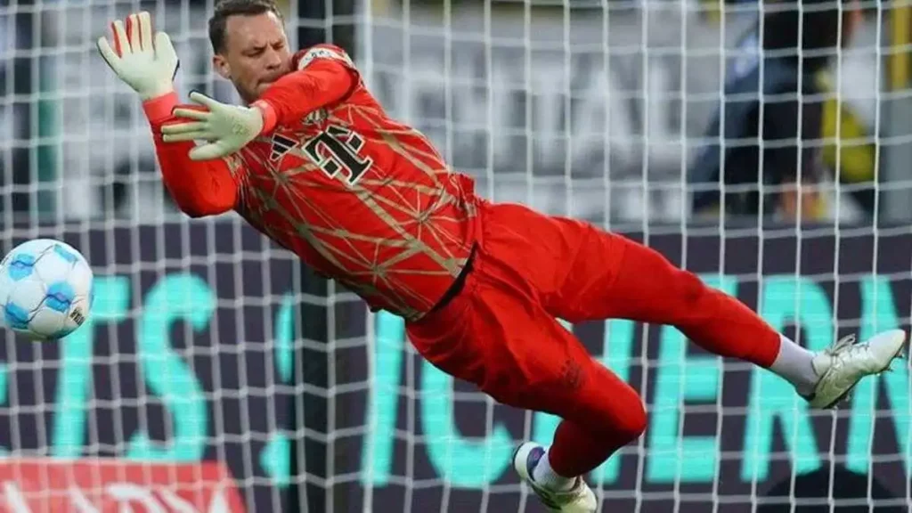 El portero Manuel Neuer se retira de la Selección Alemana