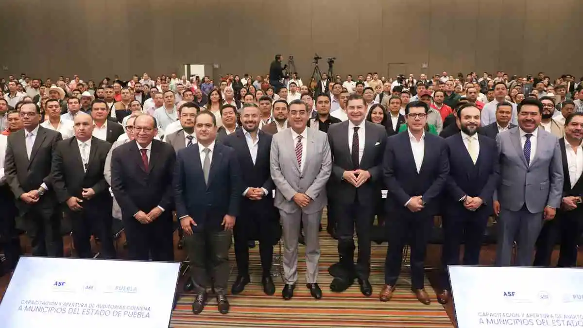 Inauguran la capacitación y apertura de las Auditorías Colmena