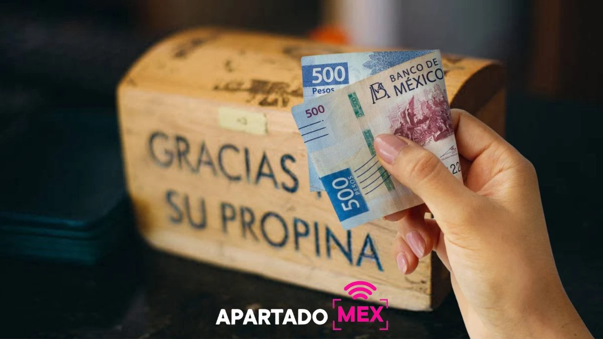 Servico de mesero, el nuevo cobro que hacen algunos meseros en restaurantes y es aparte de la propina