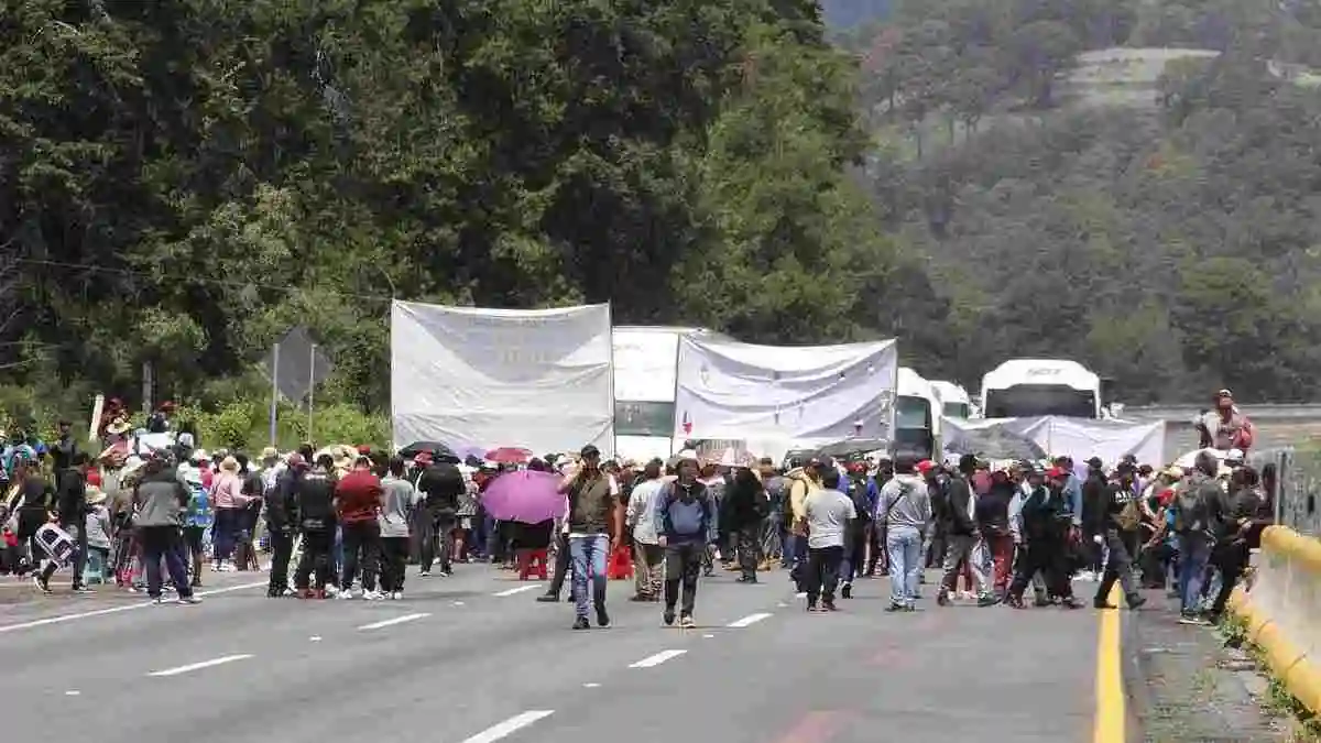 Sigue cerrada la México-Puebla así puedes llegar a CDMX