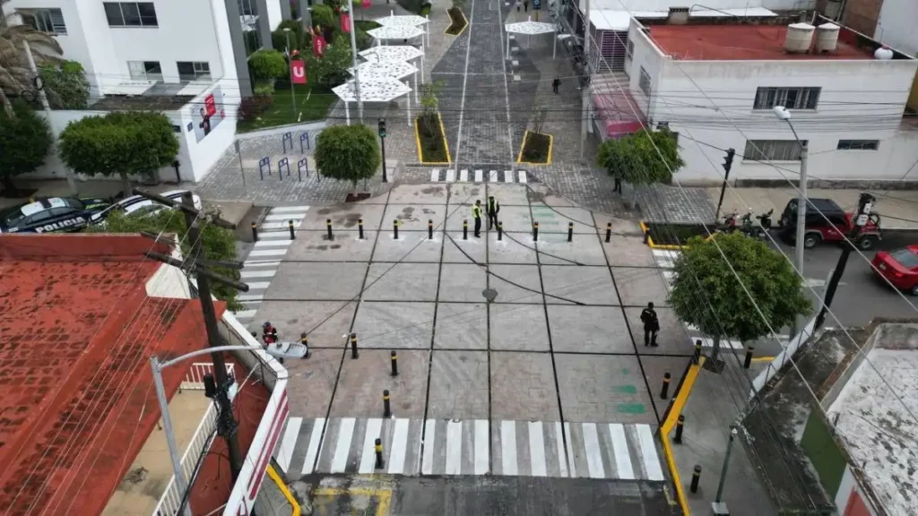 Ayuntamiento de Puebla concluyó obras en el Barrio de Santiago, entre ellas, rehabilitó 22 mil metros cuadrados de carpeta asfáltica