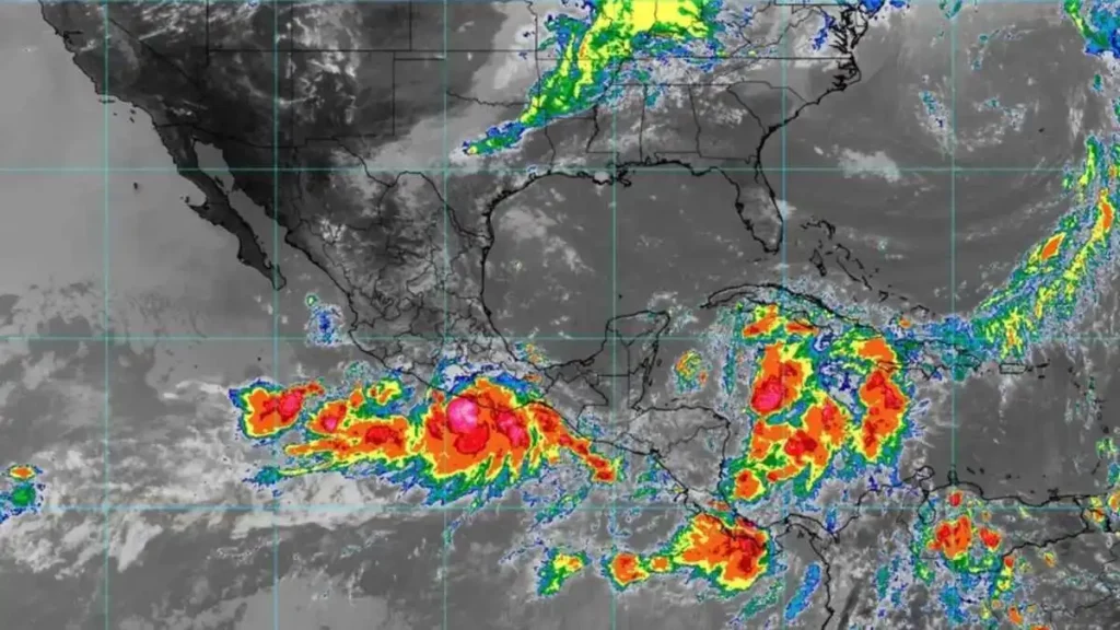 ¡Alerta! Huracán John toca tierra en Oaxaca y Guerrero