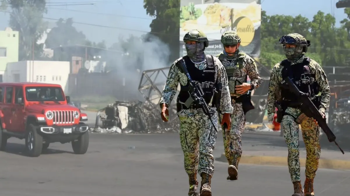 Van tres días contínuos de violencia en Sinaloa, ¿hay una narcoguerra?