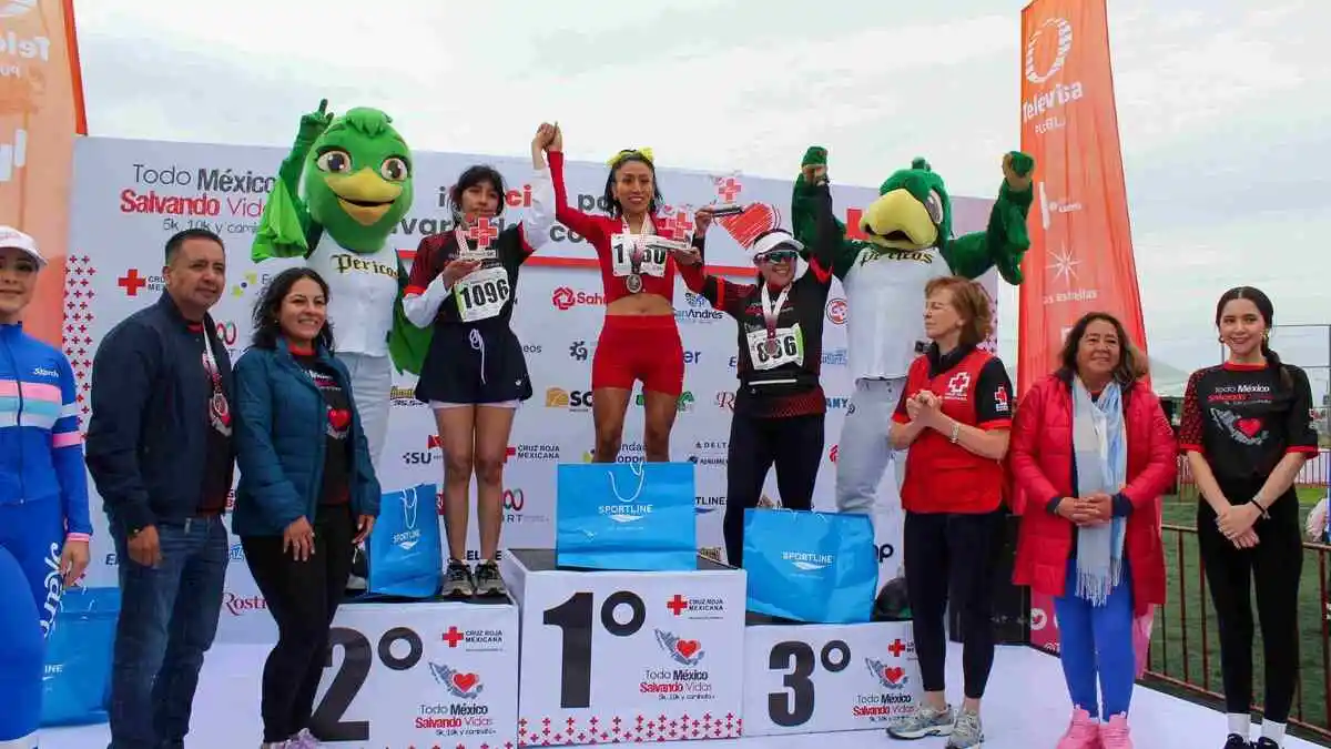 San Andrés Cholula celebra carrera para apoyar a la Cruz Roja