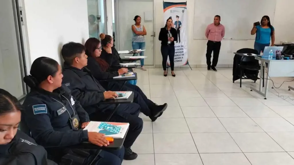 Policía de San Andrés Cholula se capacita para buscar desaparecidos