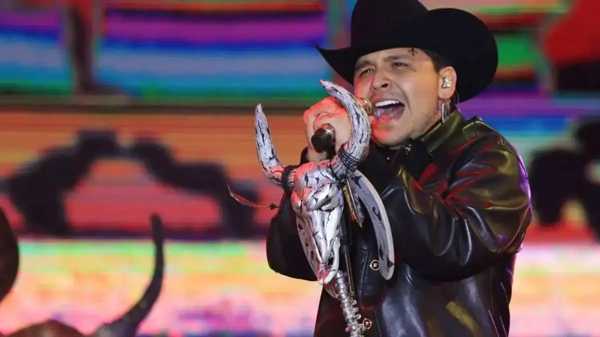 Christian Nodal enfrenta una demanda millonaria en Colombia