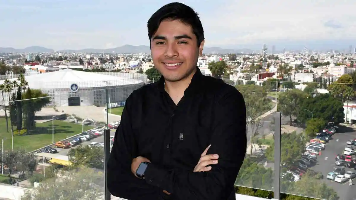 Estudiante BUAP gana primer lugar en el concurso de IA