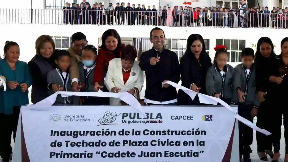 Primaria Juan Escutia estrena techado, una obra más del gobierno de Puebla