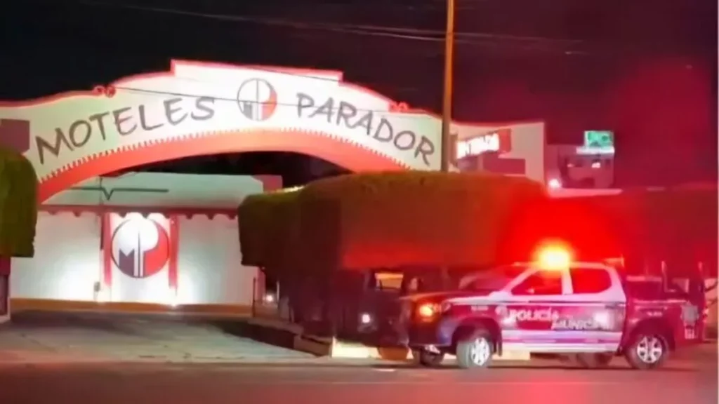 Hallan a tres personas muertas en motel de Boulevard Forjadores