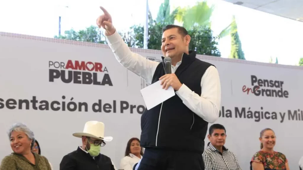 Alejandro Armenta presenta en Acatzingo el "Proyecto Puebla Mágica y Milenaria"